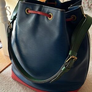 Authentic Louis Vuitton Colorblock Epi Noé GM